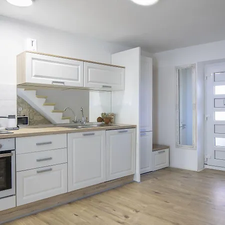 Haus Bernarda 펜션